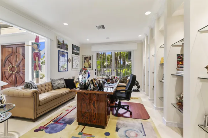 6819 SE South Marina Way 037