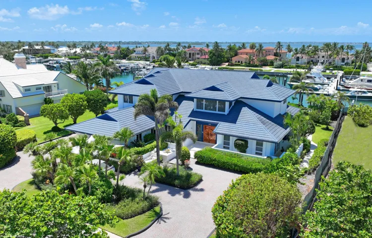 6819 SE South Marina Way 011
