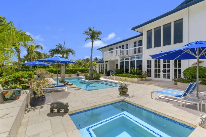 6819 SE South Marina Way 063