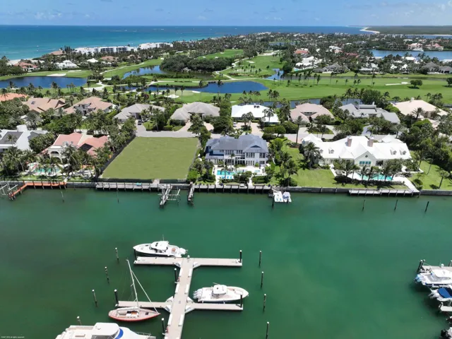 6819 SE South Marina Way 081