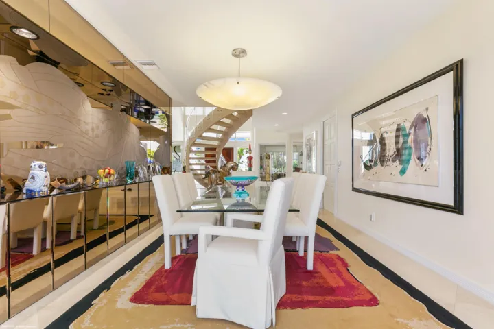 6819 SE South Marina Way 036