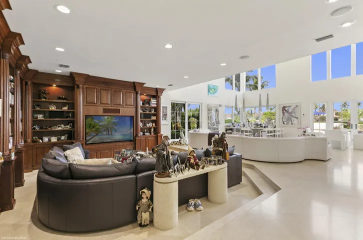 6819 SE South Marina Way 023