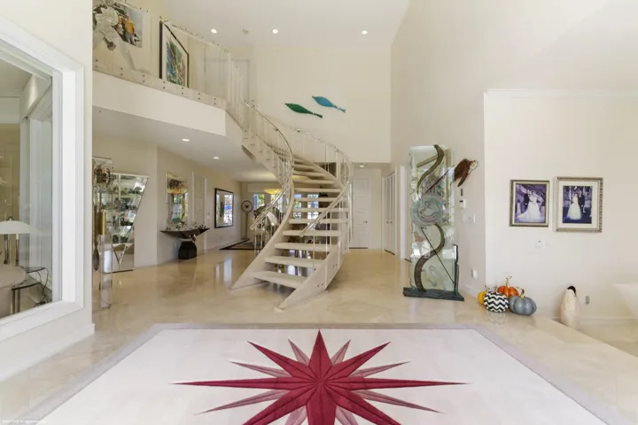 6819 SE South Marina Way 013