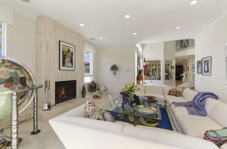 6819 SE South Marina Way 033