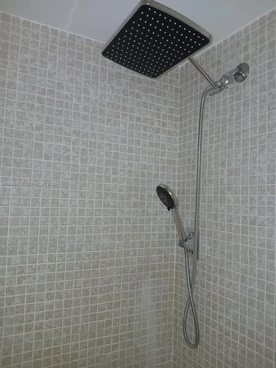 NEW SHOWERS BOTH BATHS