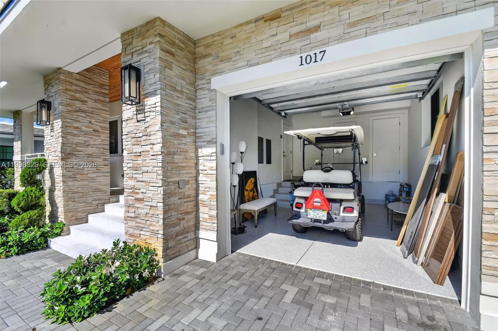 Property photo 125