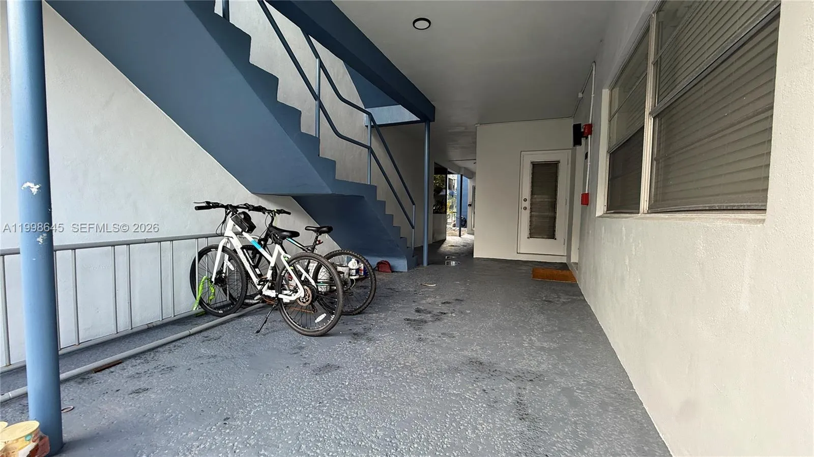 Photo 37