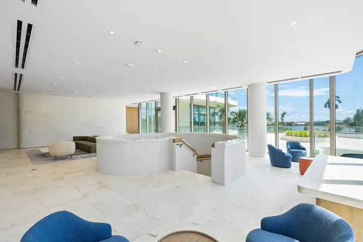 039-200ArkonaCourt-WestPalmBeach-FL-3340