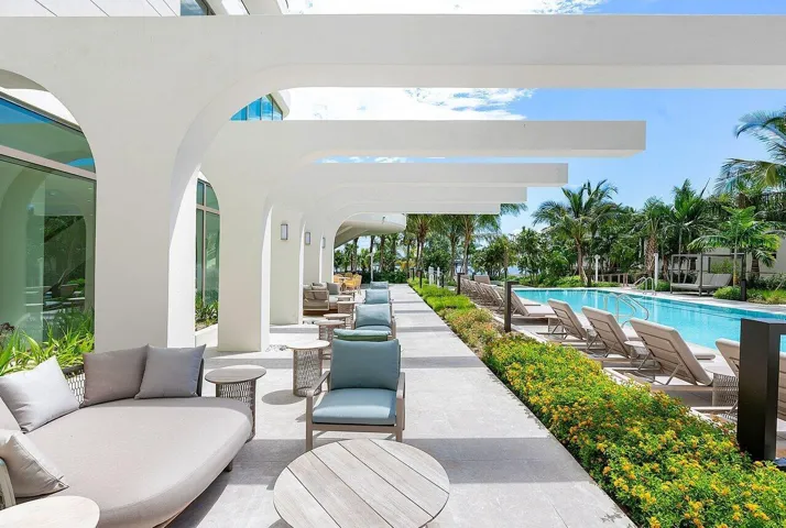 044-200ArkonaCourt-WestPalmBeach-FL-3340