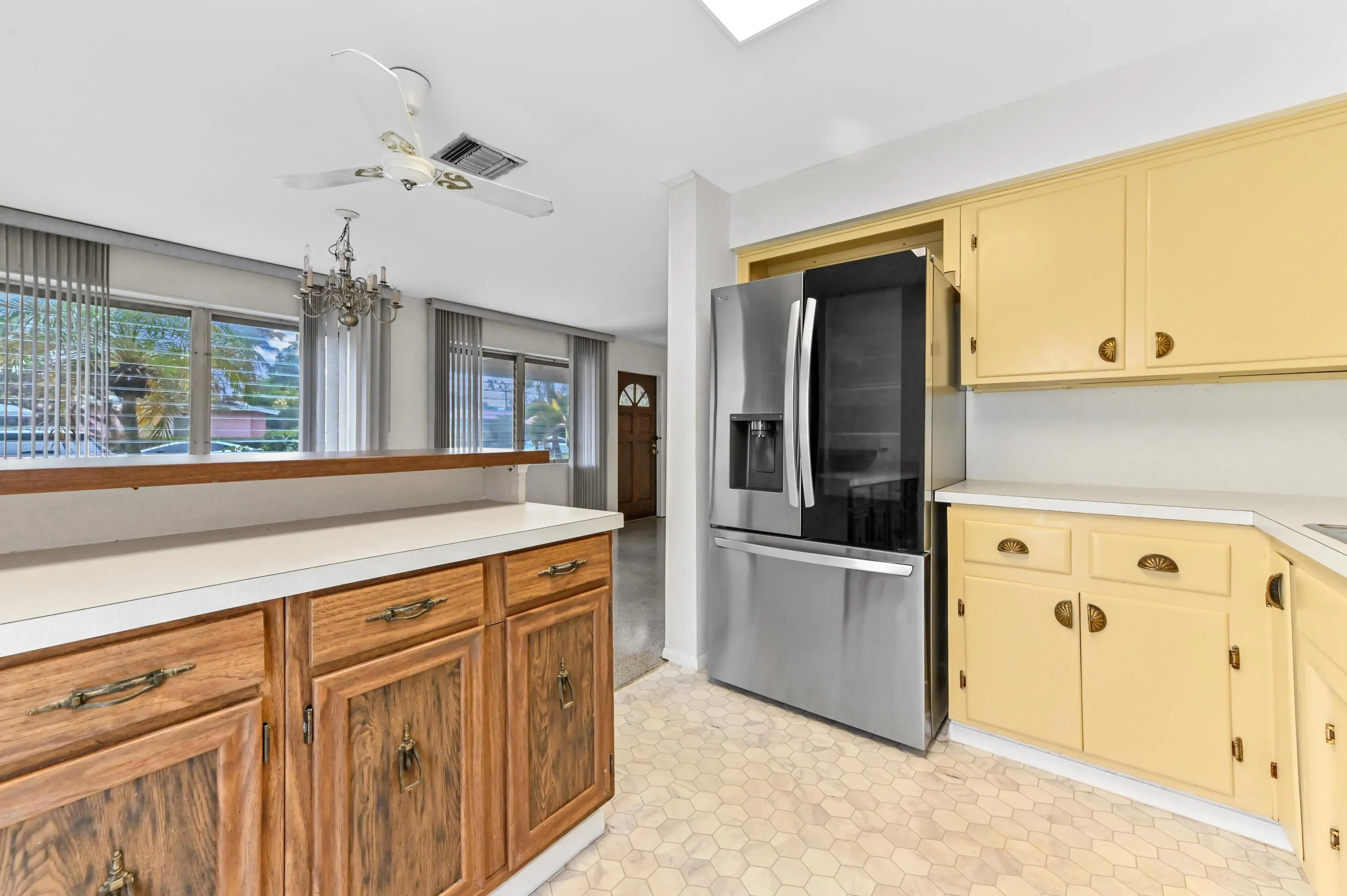 12 Kitchen 02