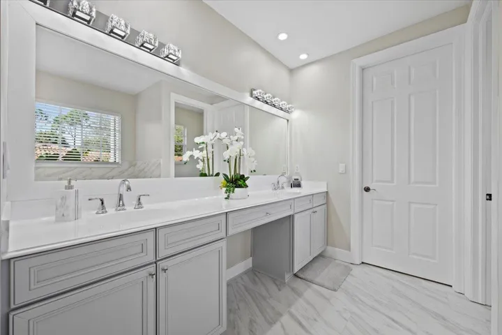 Owner's Suite Bathroom