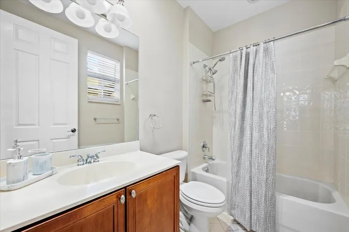 Guest Suite 3rd Bathroom