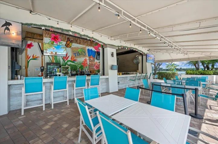 Community Clubhouse Bar:Restaurant 2