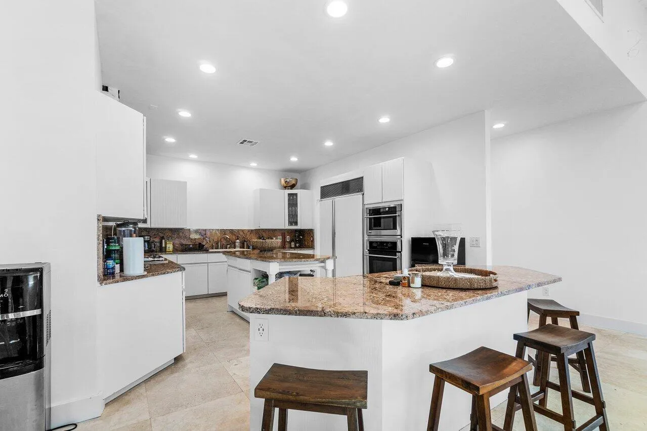 012-11839MaidstoneDrive-Wellington-FL-33