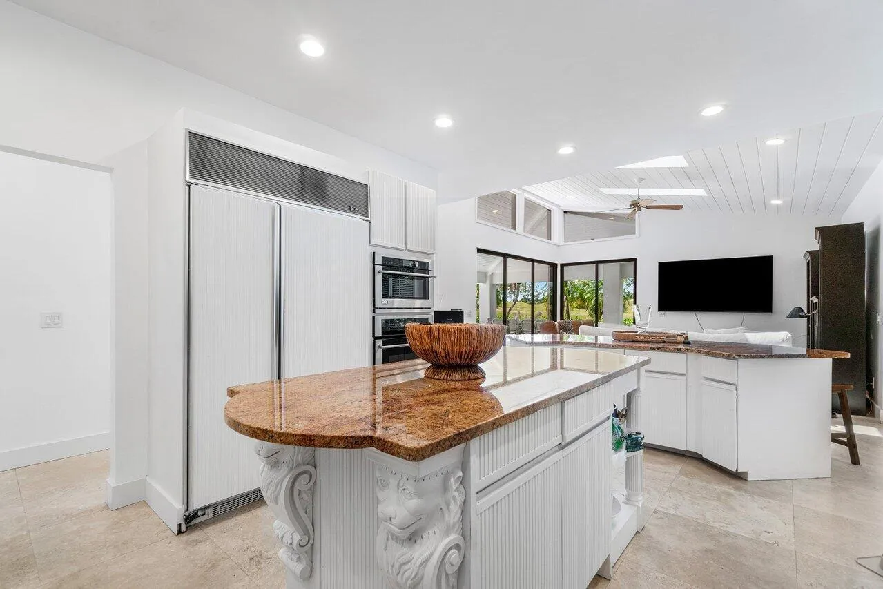 008-11839MaidstoneDrive-Wellington-FL-33