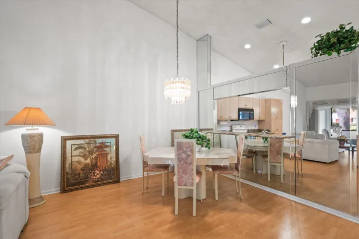 Dining/Kitchen