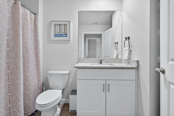 guest​​‌​​​​‌​​‌‌​‌‌​​​‌‌​‌​‌​‌​​​‌​​ bathroom