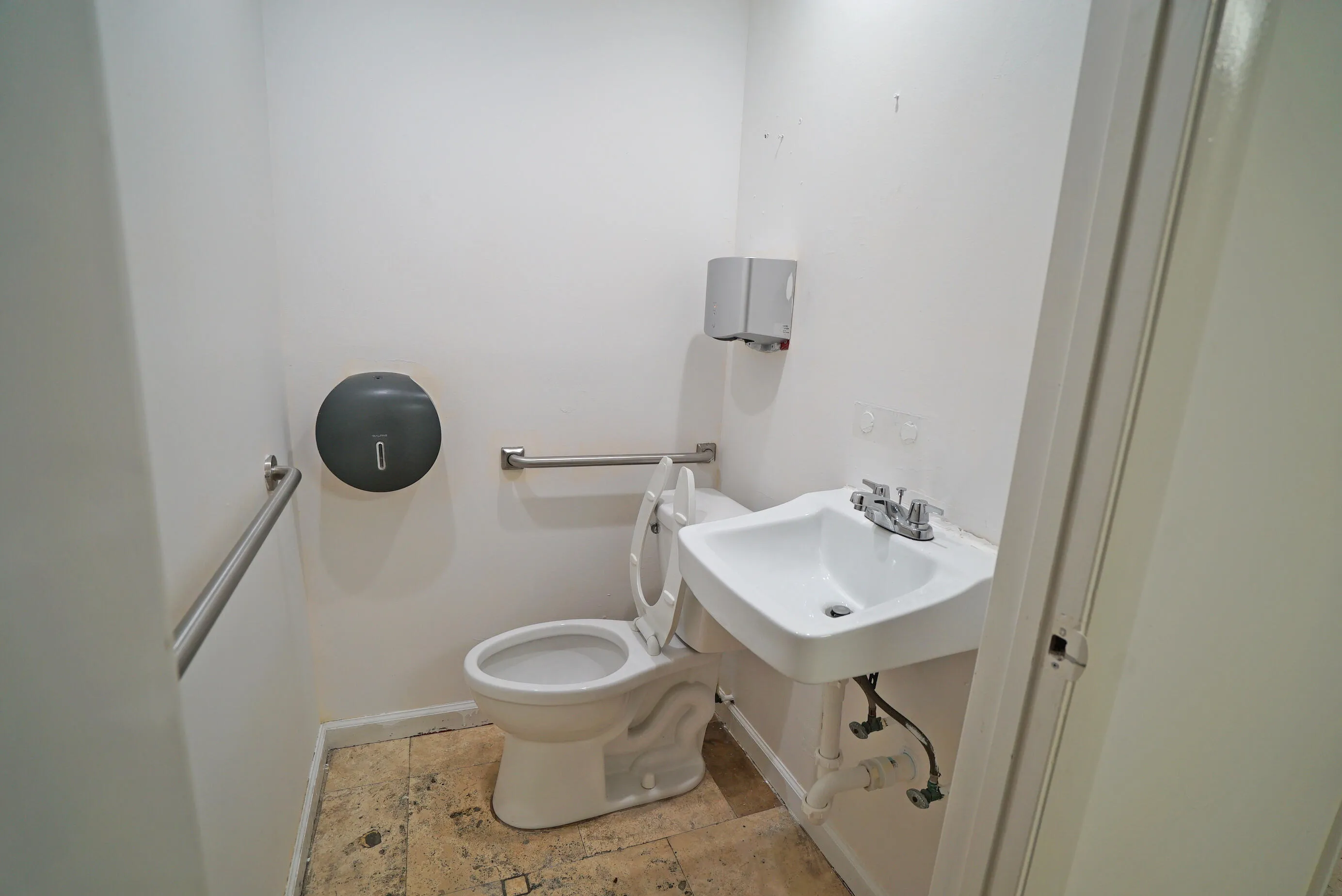 Property photo 36