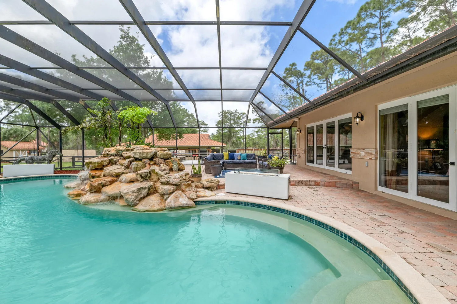 Property photo 85