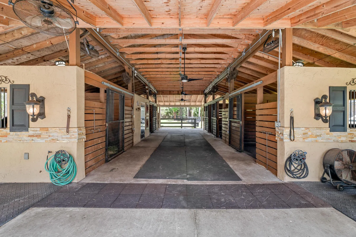 Property photo 60