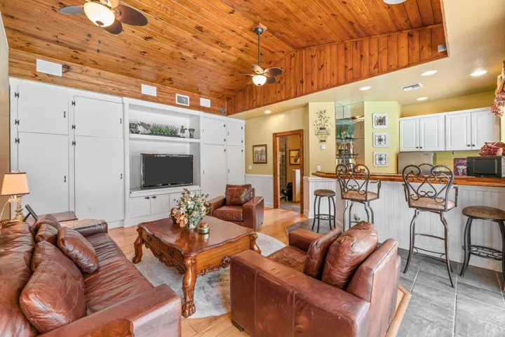 2559 Palm Deer Dr Locahatchee-large-068-