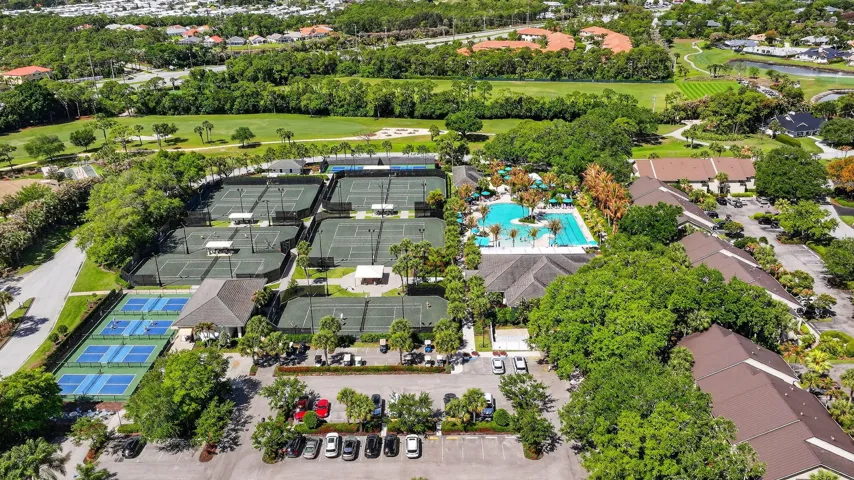 Tennis,Bocce,Croquet