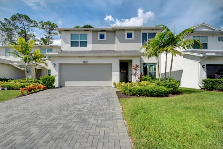 6680 pointe of woods outside