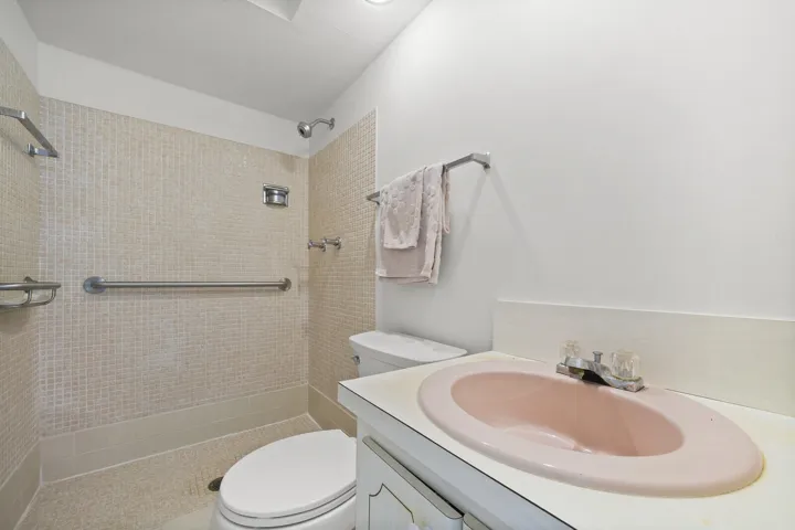 Ensuite Bathroom