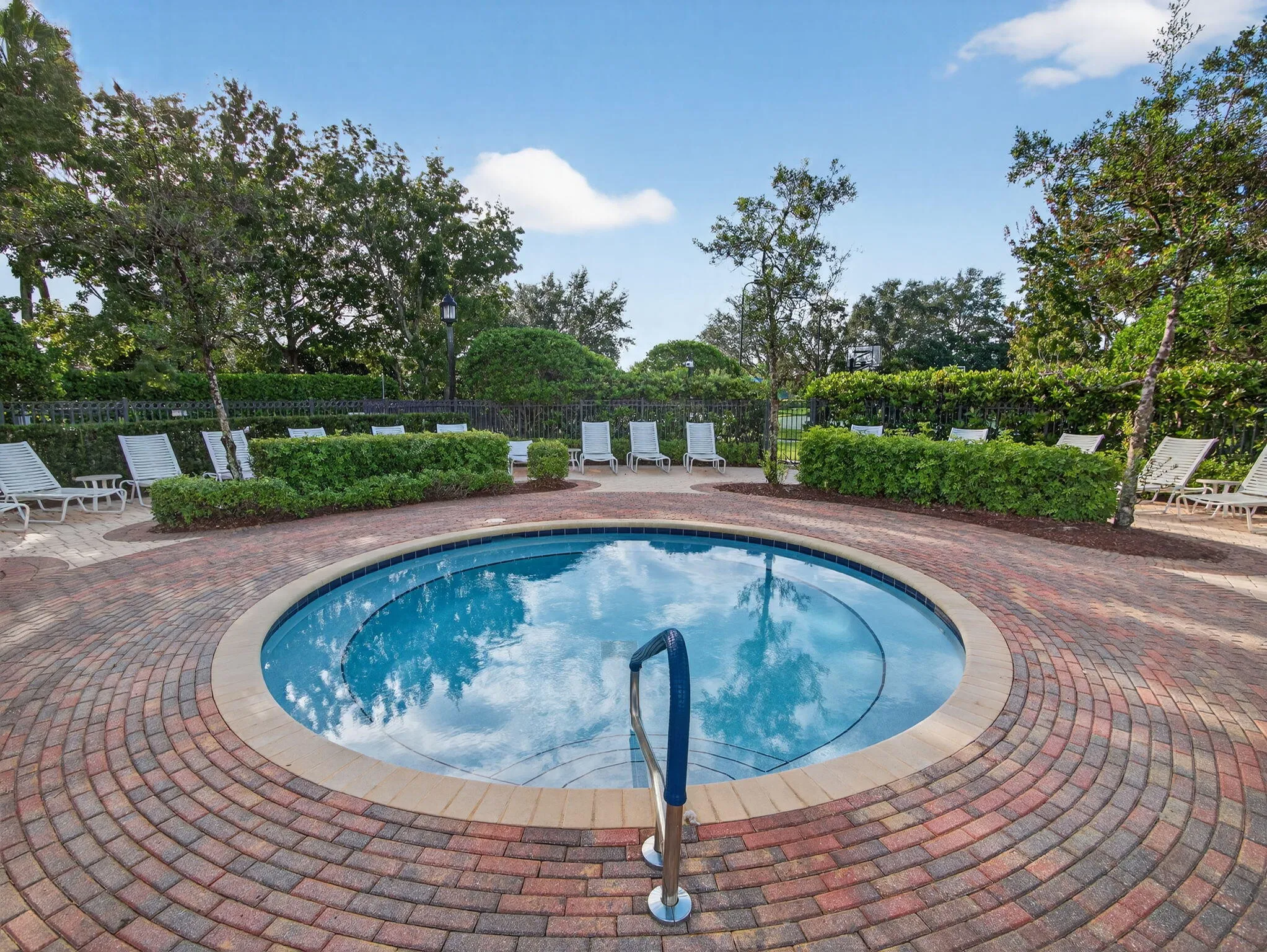Property photo 77