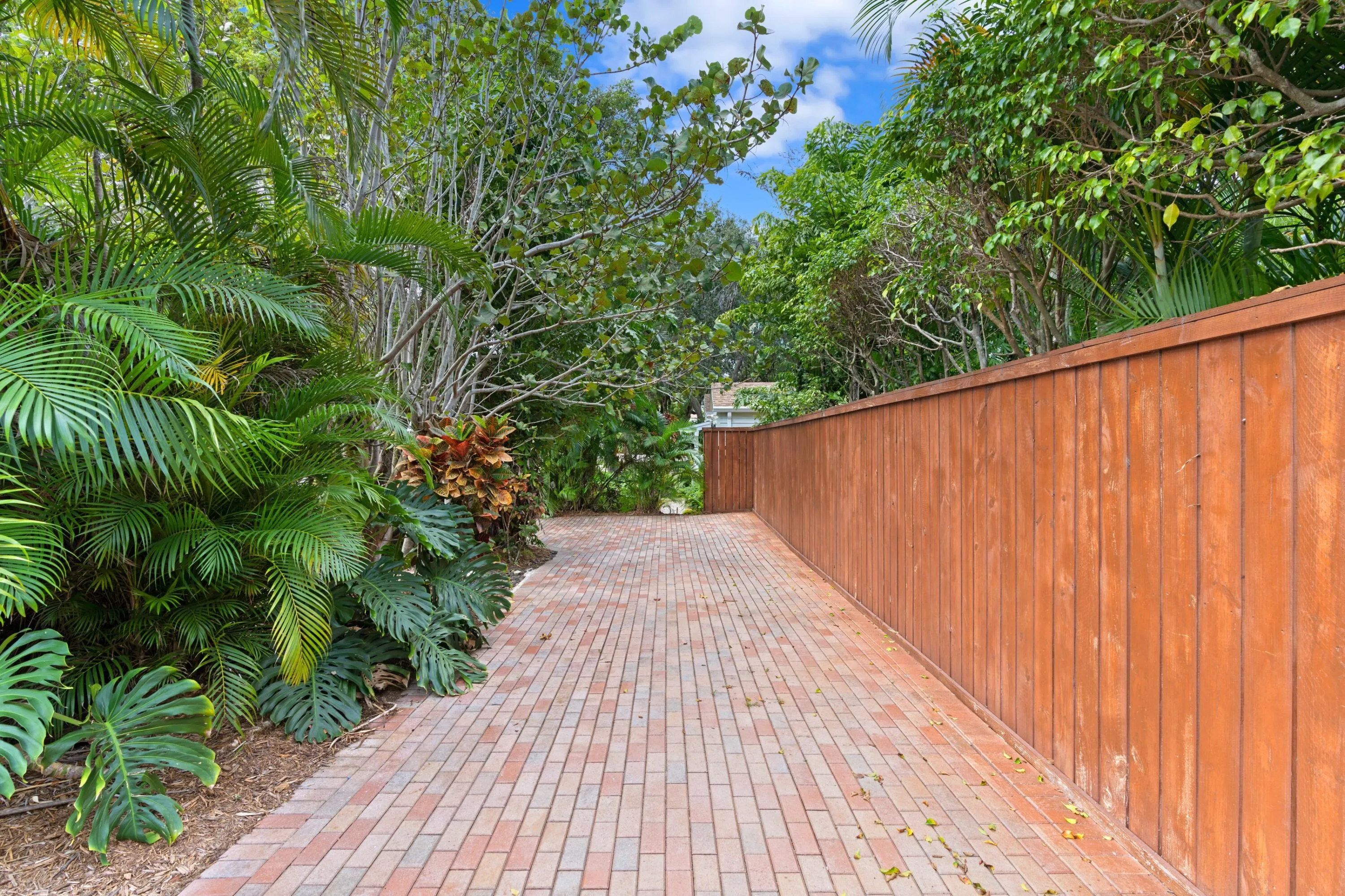 Property photo 46
