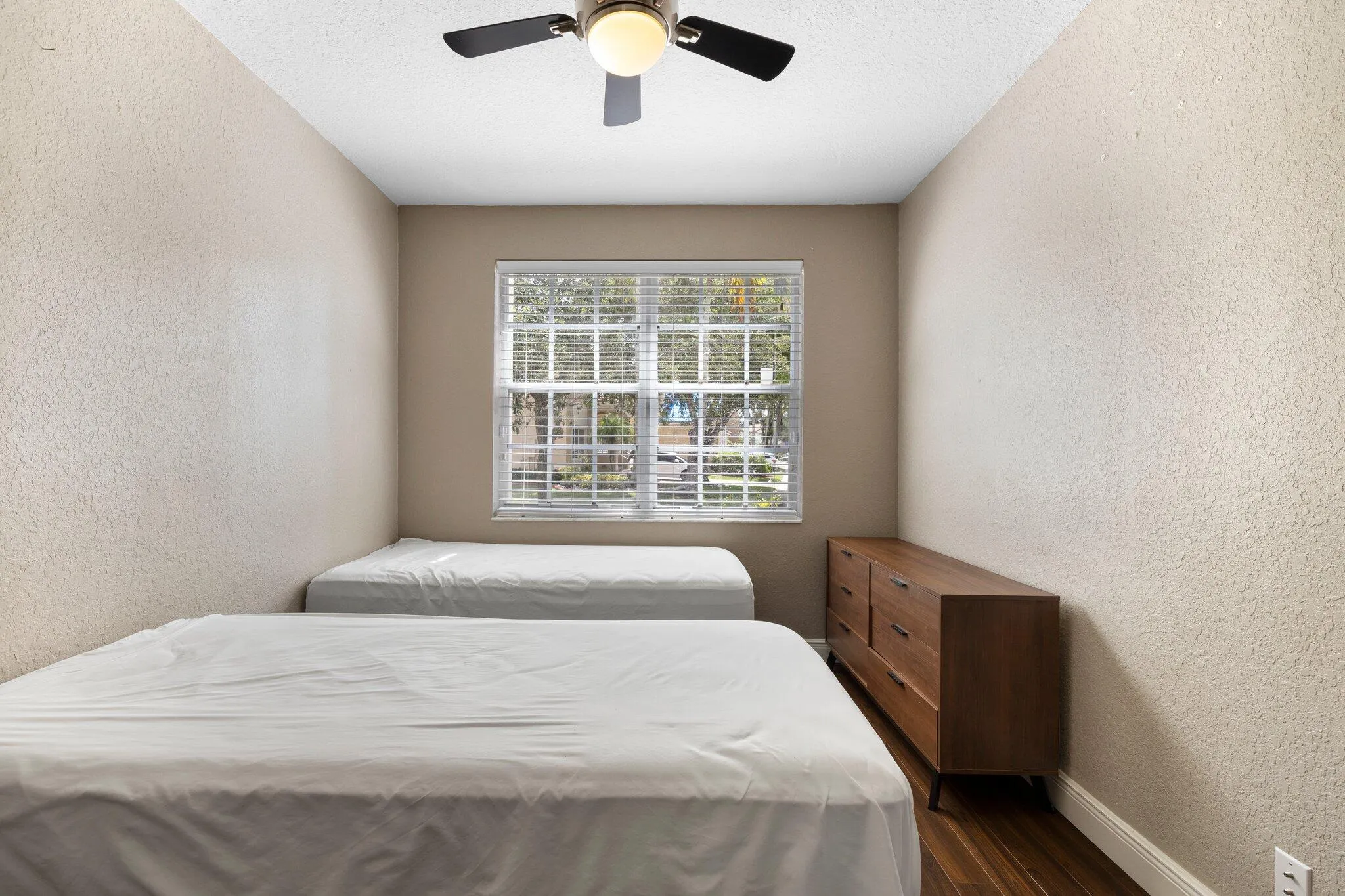 9-web-or-mls-648-nw-127th-ave