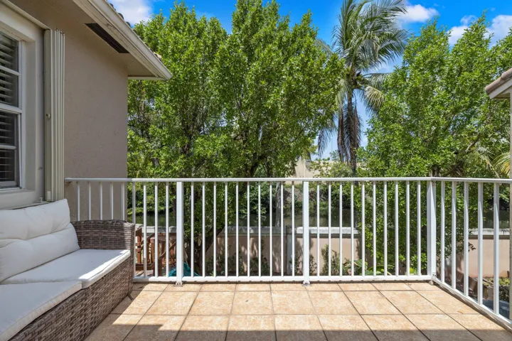 36-web-or-mls-648-nw-127th-ave