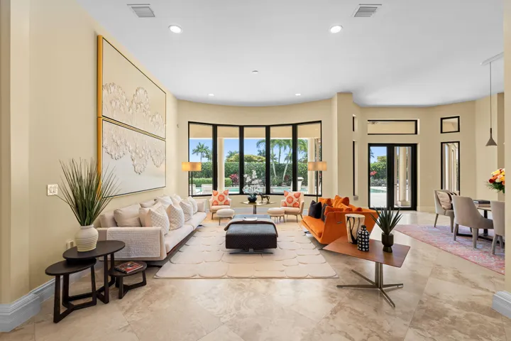 42-web-or-mls-A7403422