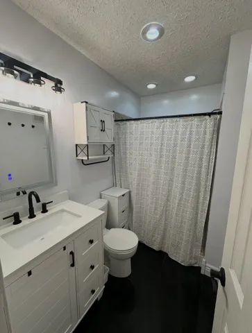 bathroom2