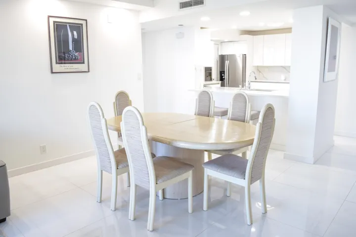 5. Apartment - Dining Room (1)