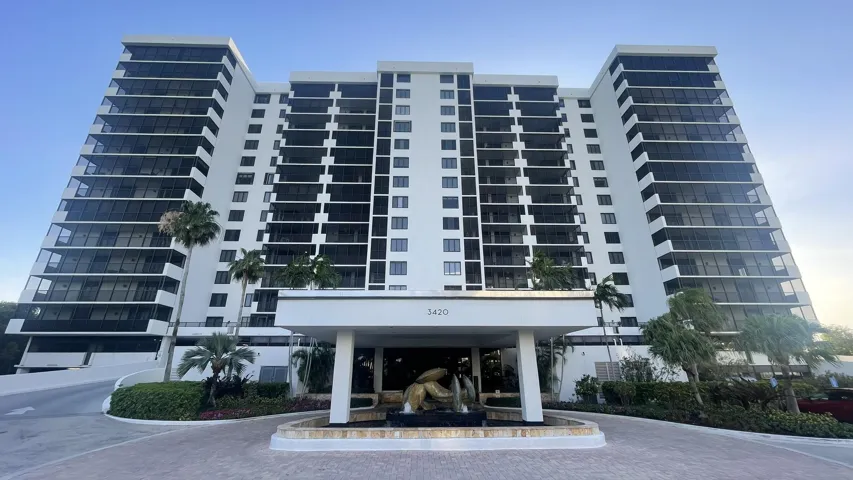 3. Coronado - Building (3)