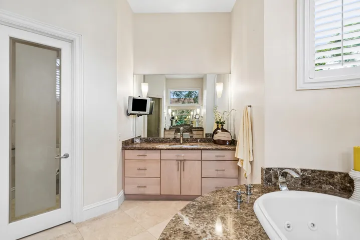 038-4304SaintAndrewsDrive-BoyntonBeach-F