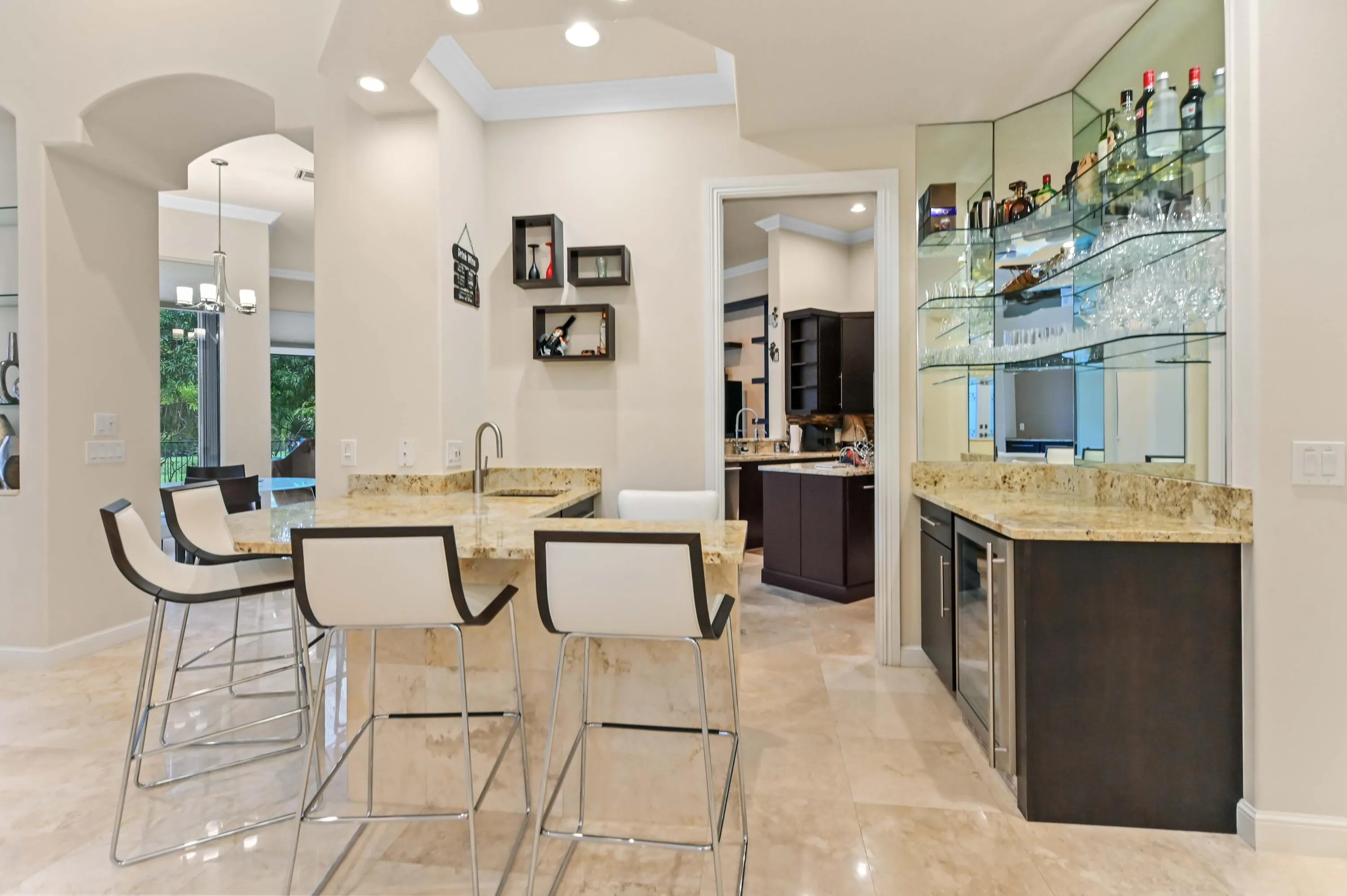 14 wet bar 01