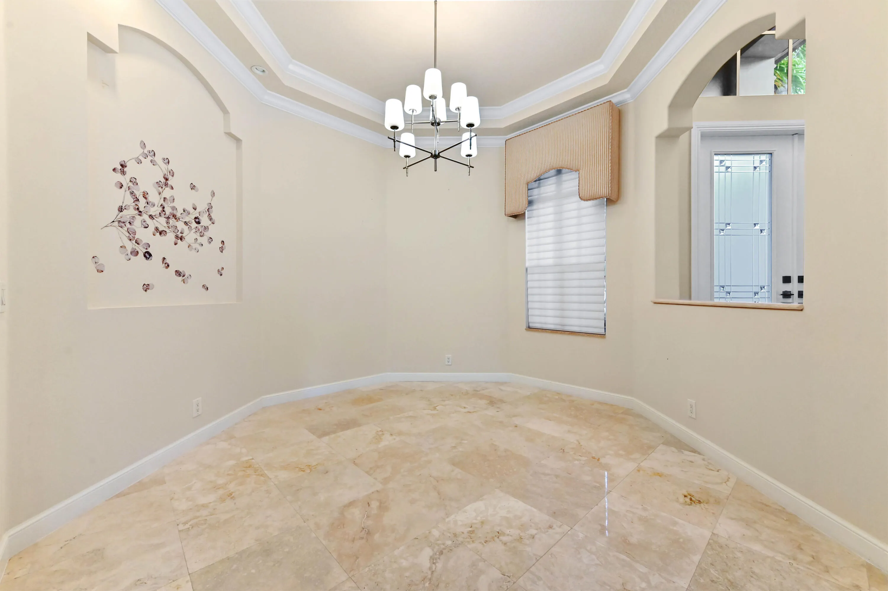 13 Dining room 02