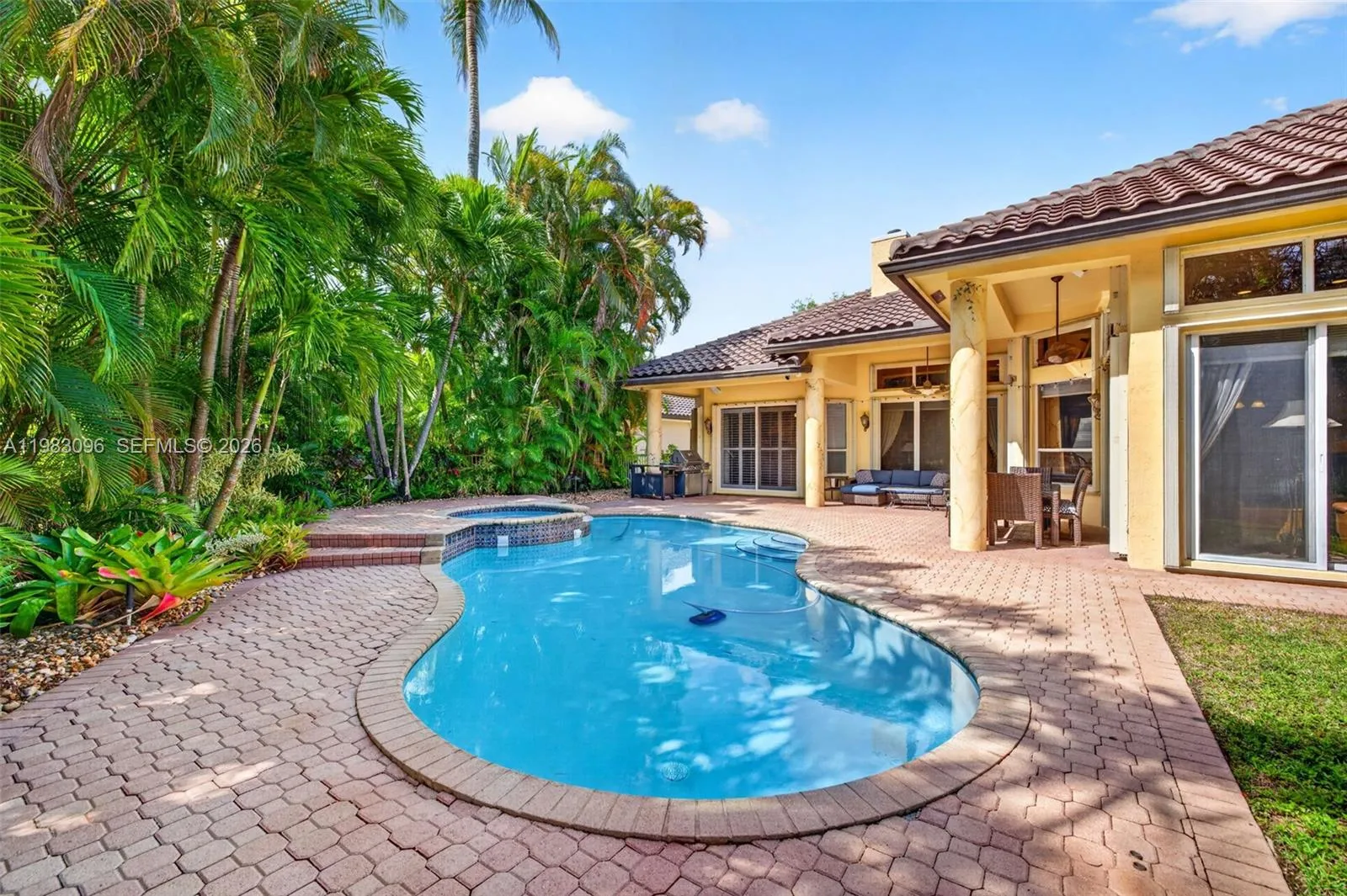 Heated Pool and spa and expanded pavers and overhangs for great parties Heated Pool and spa and expanded pavers and overhangs for great parties