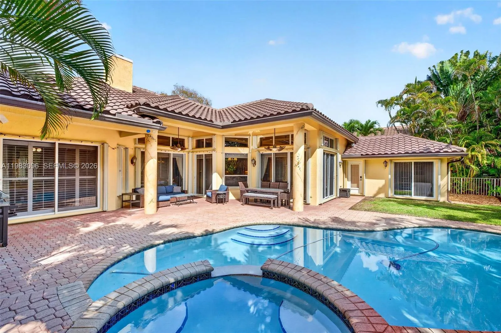 Heated Pool and spa and expanded pavers and overhangs for great parties Heated Pool and spa and expanded pavers and overhangs for great parties