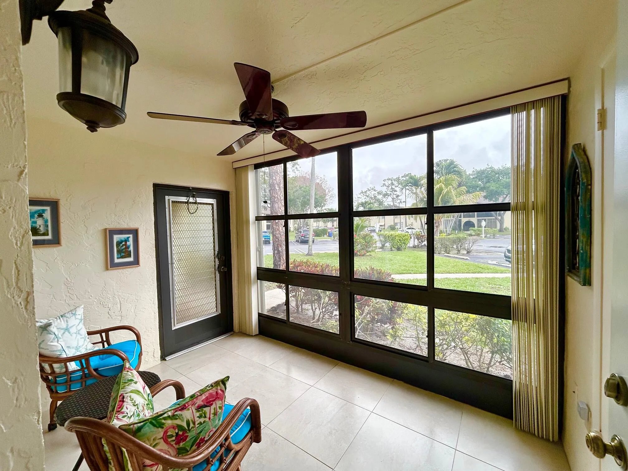 ENCLOSED FRONT PORCH