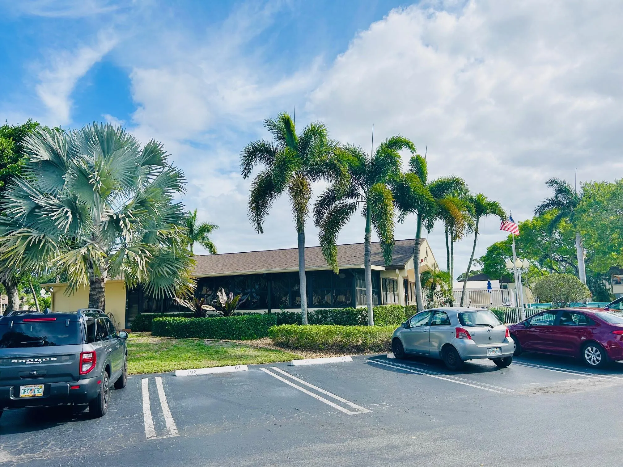CLUBHOUSE