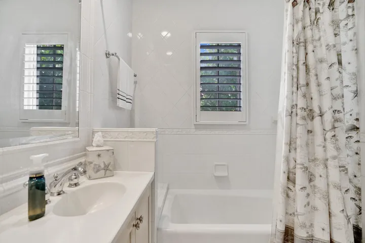Ensuite Bathroom #2