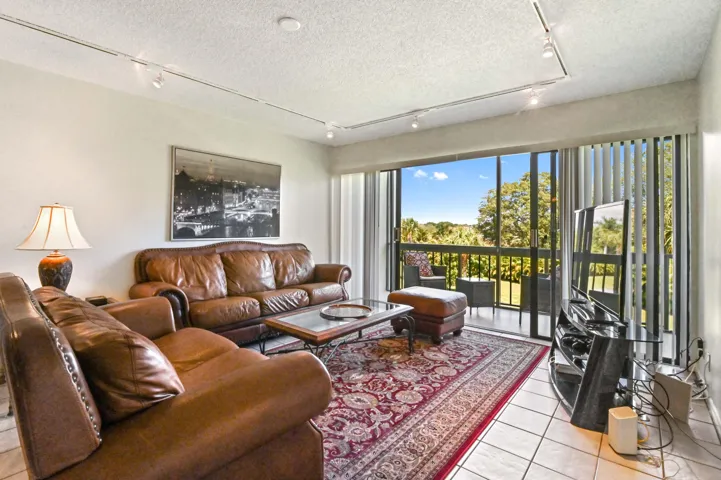 02 Living room 01