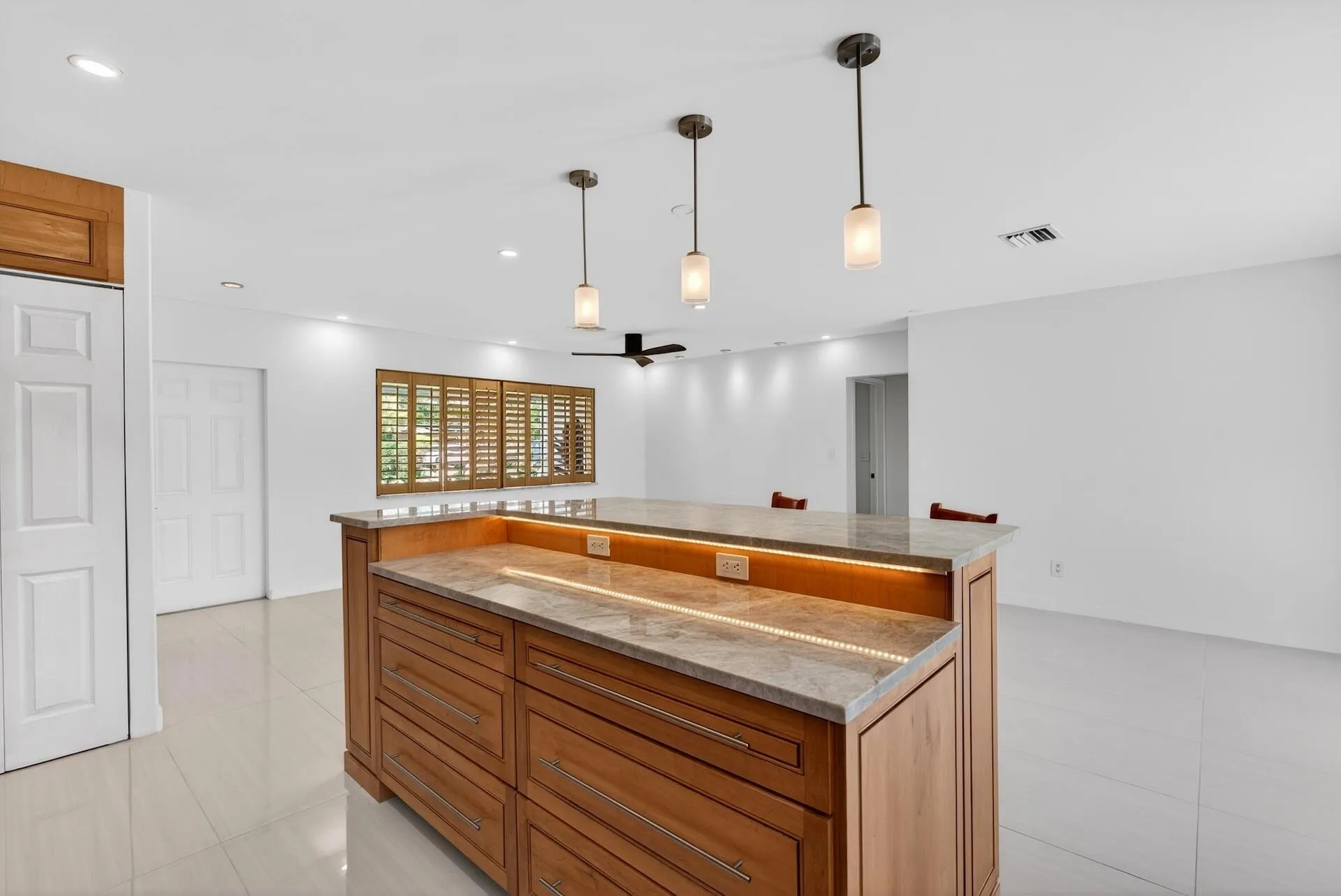 Open Concept Kitchen/Living area
