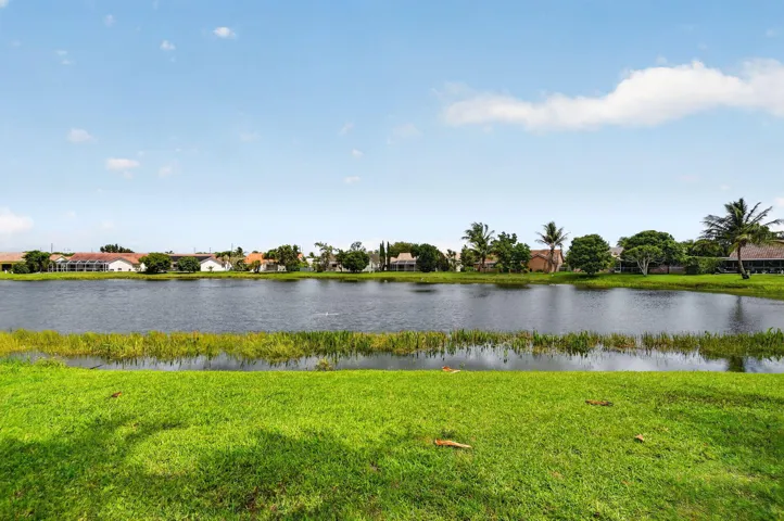 LAKE VIEW BEHIND RESIDENCE