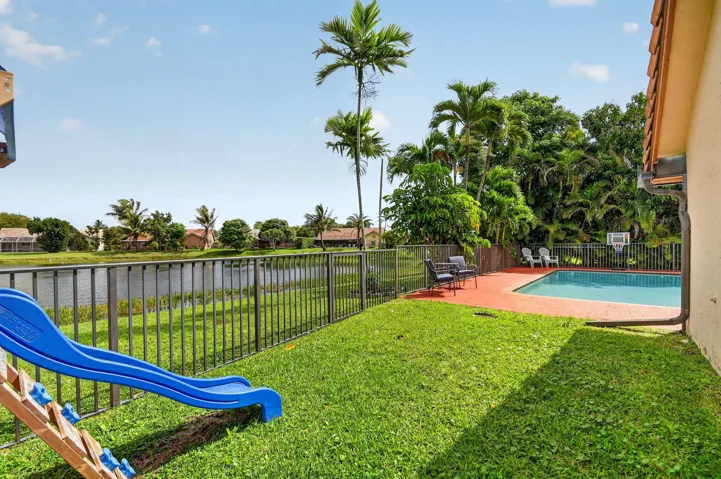 BACKYARD FULLY FENCED