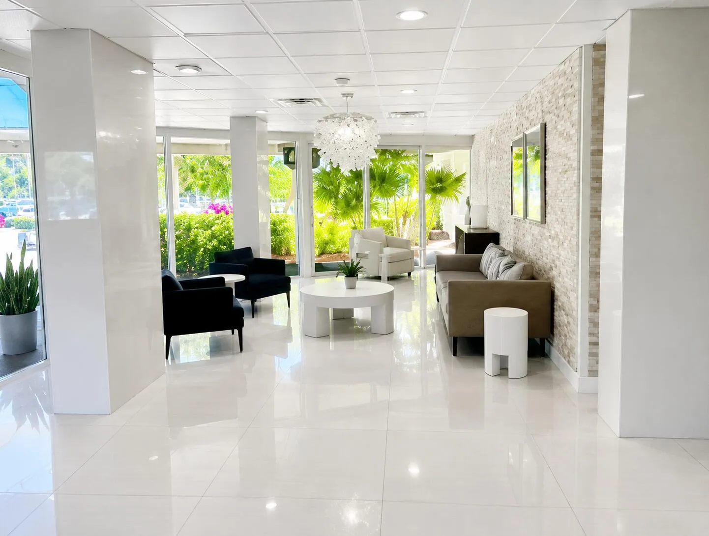 CRTN LOBBY
