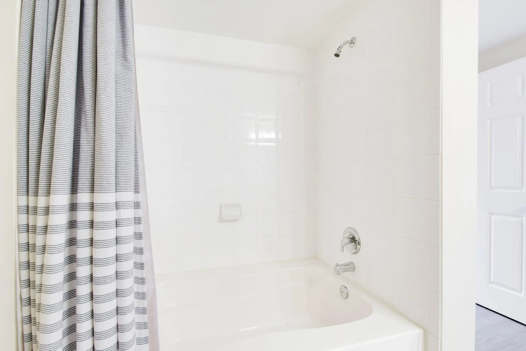 Master Bath 2 b